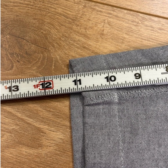 Lululemon Commission Short Relaxed Qwick Oxford Shorts Size 31 Gray EUC - Picture 5 of 5